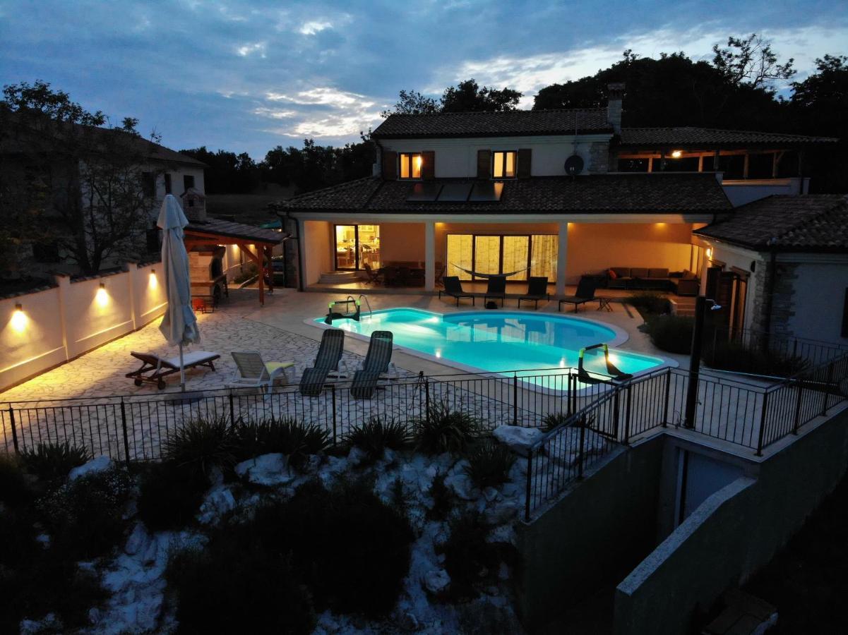 Villa Arton Heated Swimming-Pool Žminj Εξωτερικό φωτογραφία