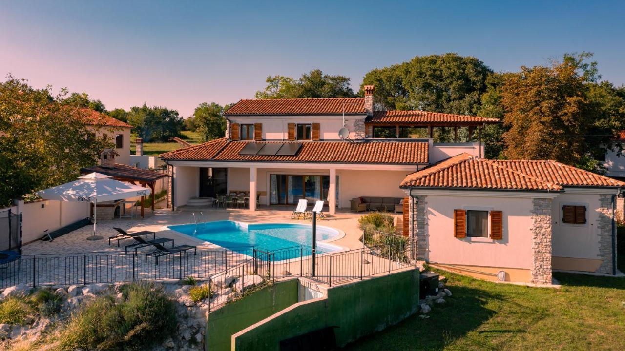 Villa Arton Heated Swimming-Pool Žminj Εξωτερικό φωτογραφία