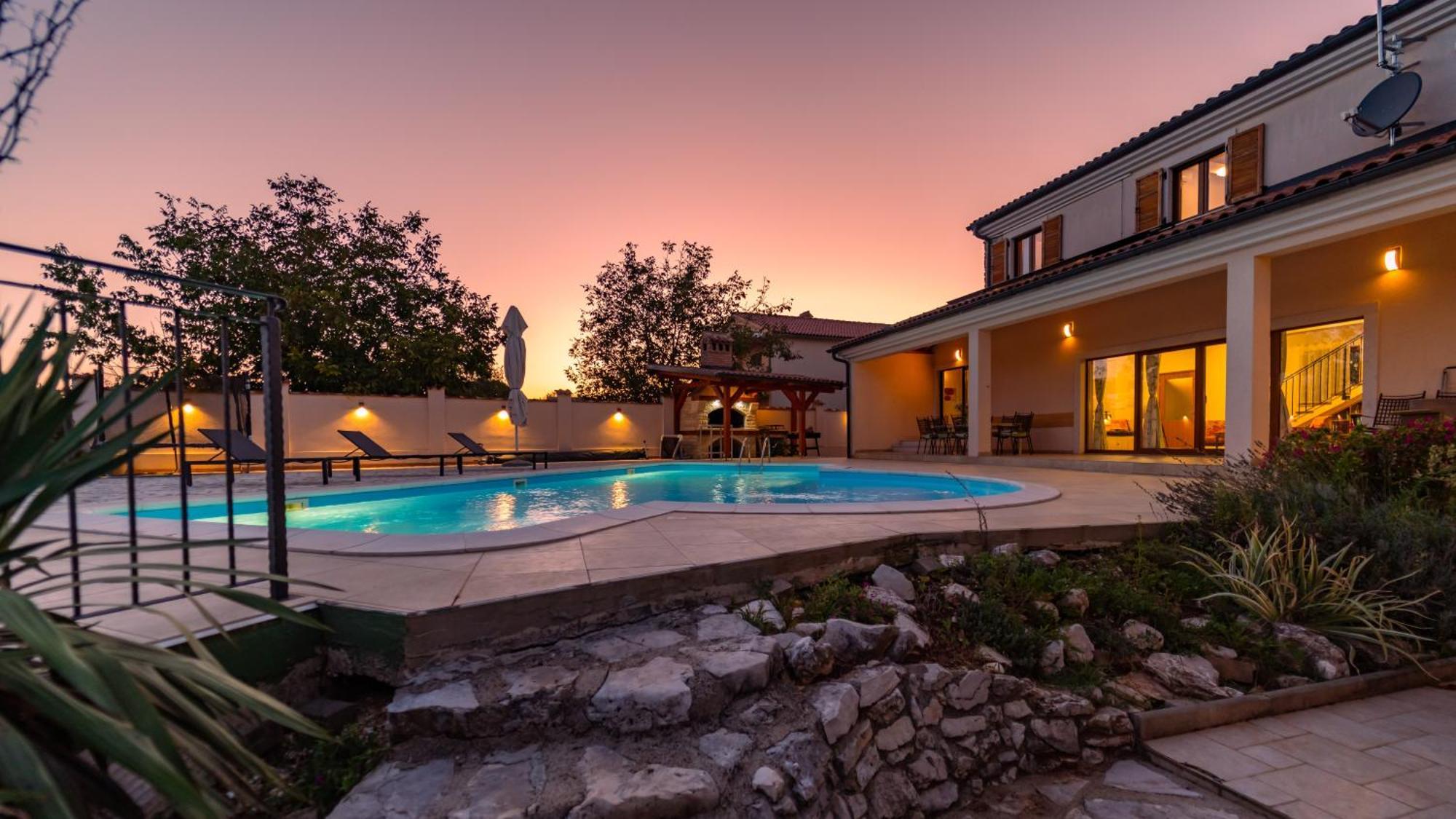 Villa Arton Heated Swimming-Pool Žminj Εξωτερικό φωτογραφία